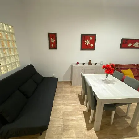 Bonito Apartamento En El Centro Historico De Cadiz شقة *